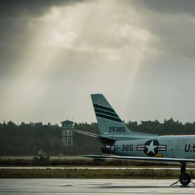 Airplane in the sun by joost bosmans