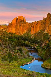 Sonnenaufgang im Smith Rock State Park, Oregon