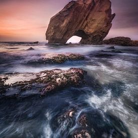 Portugal with rocks on the sea and beach near Santa Cruz. by Voss Fine Art Fotografie