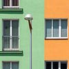 Gekleurde gebouwen in Wenen van Elles Rijsdijk