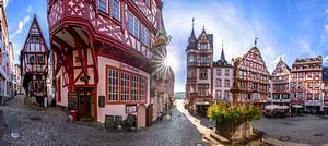 Fachwerkhäuser am Marktplatz von Bernkastel Küs