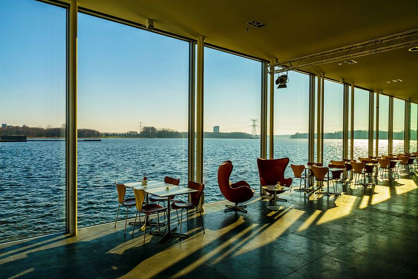 Het Weerwater in Almere in de vroege ochtend. von Don Fonzarelli