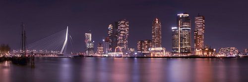Skyline of Rotterdam at night, Kop van Zuid