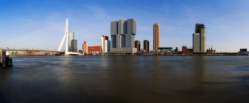 Skyline van de stad Rotterdam van Frank Herrmann