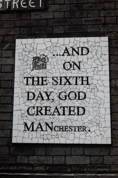 Original-Wandgemälde "On the sixth day" in Manchester von Imladris Images