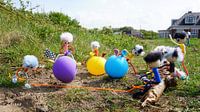 Skippiebal race van Fubby poppetjes op ballonnen.