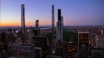 New York in avondlicht van Harold Jonker