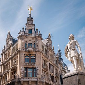 Antwerpen - Belgien - Statue Anthony Pieck von Jolanda Aalbers