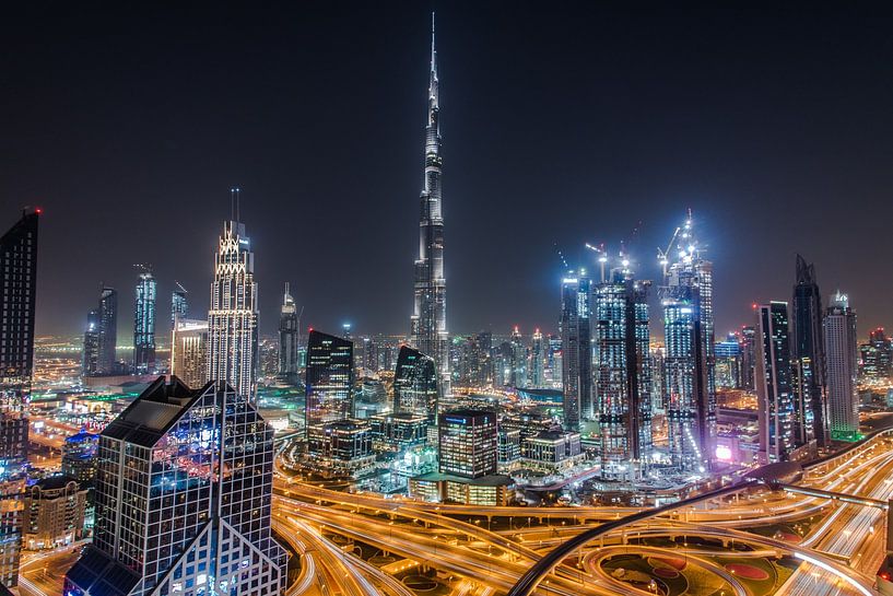 Dubai by Hello Pompoyo