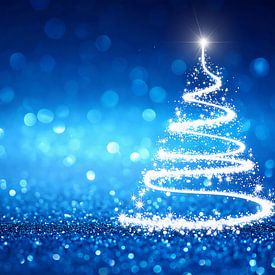 Weihnachtsbaum vor blauem Hintergrund von Mustafa Kurnaz