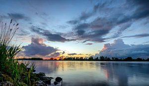 Sonnenuntergang am Fluss IJssel von Sjoerd van der Wal Fotografie