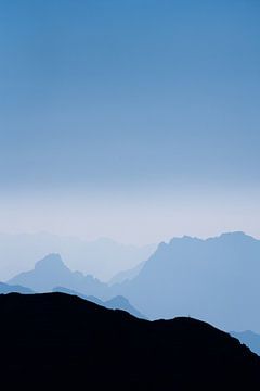 De blauwe bergen No.1 van mirrorlessphotographer