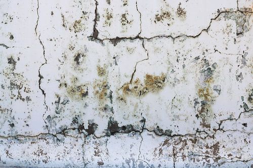 Old wall full of cracks