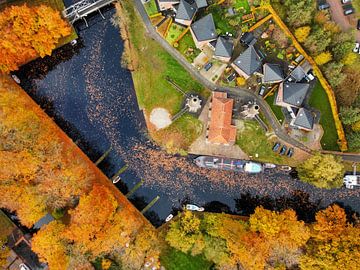 Die Buitengracht Hasselt in Herbstfarben gehüllt von Nico van Maaswaal