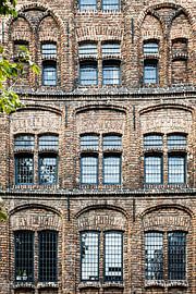 Brick facade by Dieter Walther