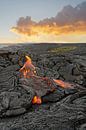 Zone volcanique avec une coulée de lave rougeoyante sur Hawaii par Ralf Lehmann Aperçu