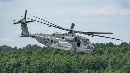 U.S. Navy Sikorsky MH-53E Sea Dragon.