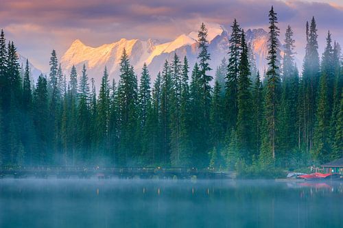 Zonsopkomst Emerald Lake, Canada