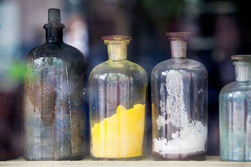 Nostalgische flessen met pigment