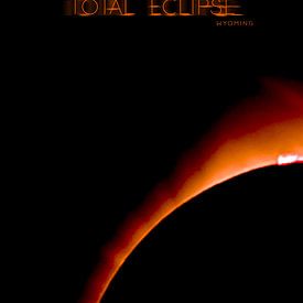 Total Eclipse Wyoming - Red Ring Particle II van Ruth Klapproth
