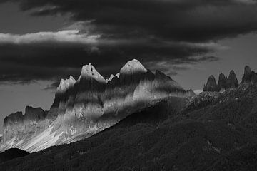 Zebrastreifen auf Dolomiten von Julien Beyrath