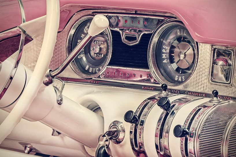 Dashboard eines Buick Century von Martin Bergsma