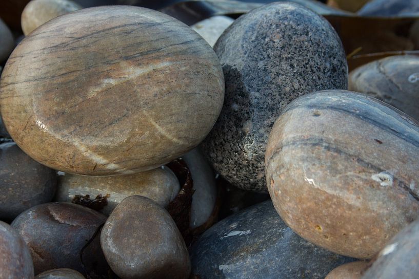 Stenen strand Donegal  Ierland van By Foto Joukje