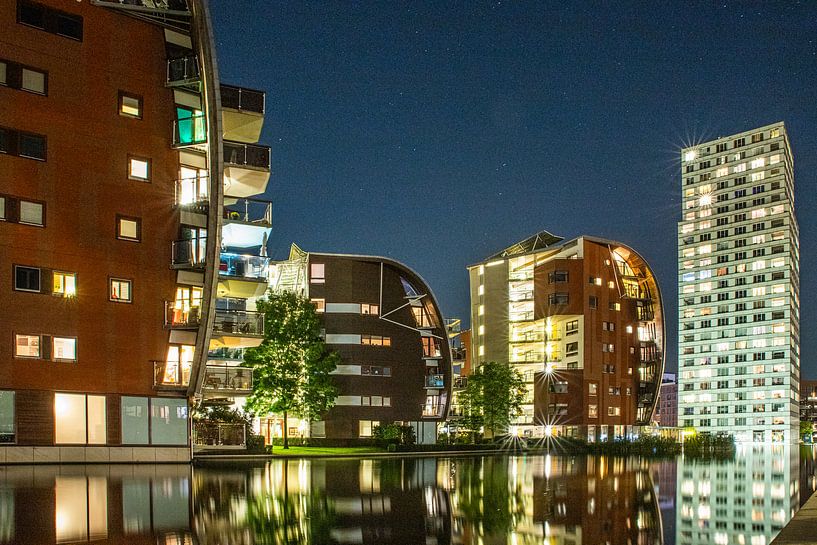 palace quarter in Den Bosch in the evening by Karin Riethoven