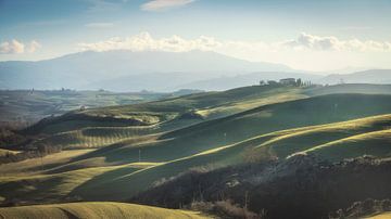Glooiende heuvels van Val d'Orcia, Toscane - december 2023 van Stefano Orazzini