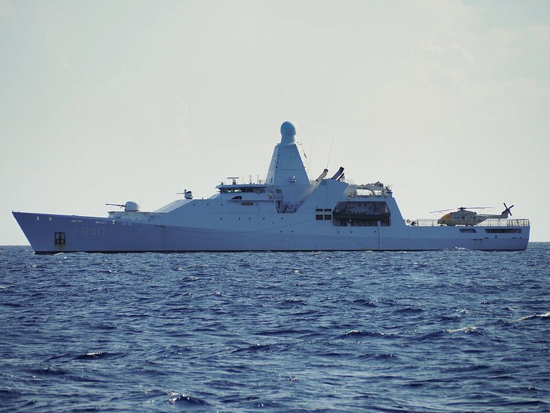 Marineschip Zr.Ms. Holland van Atelier Liesjes