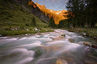 Alpenglühen in den französischen Alpen von Hans van den Beukel Miniaturansicht