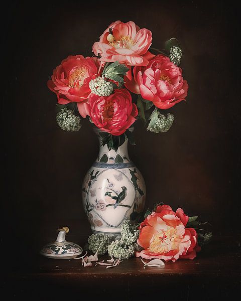 Still life peonies in Chinese Wan Li vase | art photography Netherlands by Willie Kers