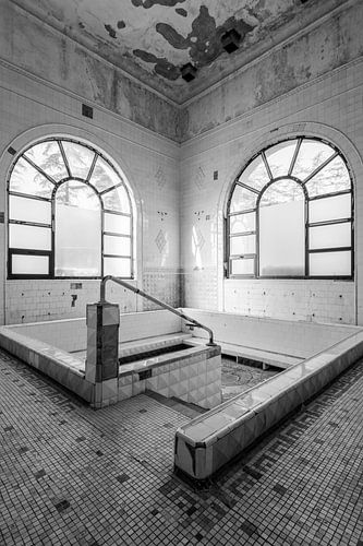 Lost Place - Het privézwembad van Stalin - Georgië