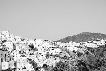 Santorini uitzicht | Zwart-wit foto print | Griekenland Europa reisfotografie van HelloHappylife
