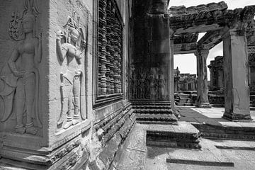 Reliefs bij het Angkor Wat tempelcomplex in Cambodja. van Jan Fritz