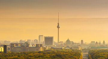 Berlin television tower with city skyline by Frank Herrmann