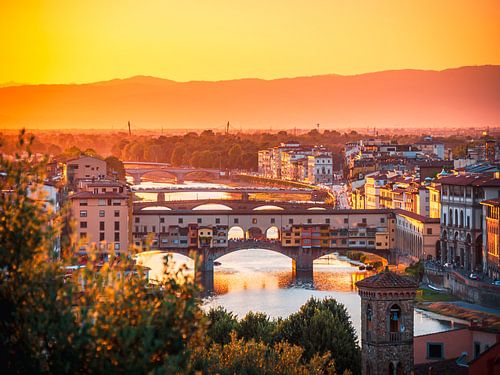 Sonnenuntergang in der Stadt von Mustafa Kurnaz