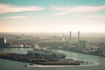 SS Rotterdam in al haar glorie