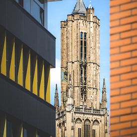 Doorkijkje naar de Eusebiuskerk Arnhem van Nicky Kapel