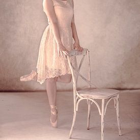 Tanzende Ballerina von Bram van Dal
