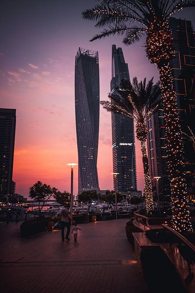 Dubai by Hello Pompoyo