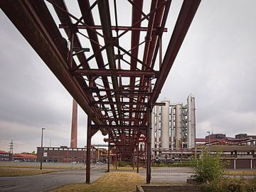Rohrleitungsbrücke Zollverein Essen von Rob Boon