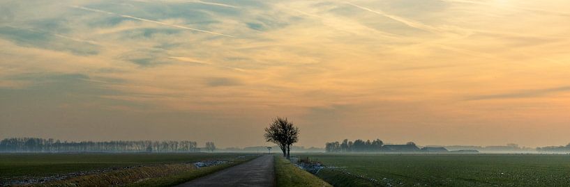 Sunset in the north of the Netherlands by Bo Scheeringa Photography