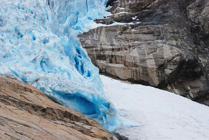 Gletsjer Briksdalsbreen Noorwegen van Margreet Frowijn