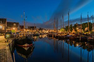 Soirée tranquille dans le vieux port de Spakenburg