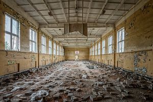 Lost Place - verlassene Sporthalle in einer russischen Kaserne