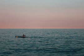 Rudern bei Sonnenuntergang von Danny Brandsma