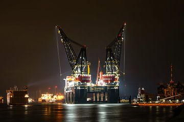 De Sleipnir, het grootste kraanschip van de wereld. van Jaap van den Berg