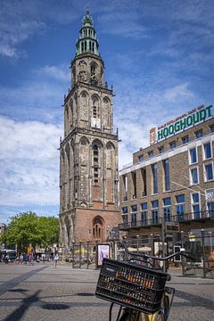 Radfahren und Kulturerbe: Ein Moment am Martini-Turm in Groningen von Bart Ros