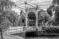 Die Zugbrücke von Zuiderwoude, die Niederlande von Loek van de Loo Miniaturansicht